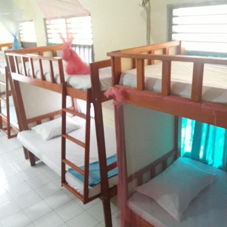 Rumah Singgah มานาโด ภายนอก รูปภาพ