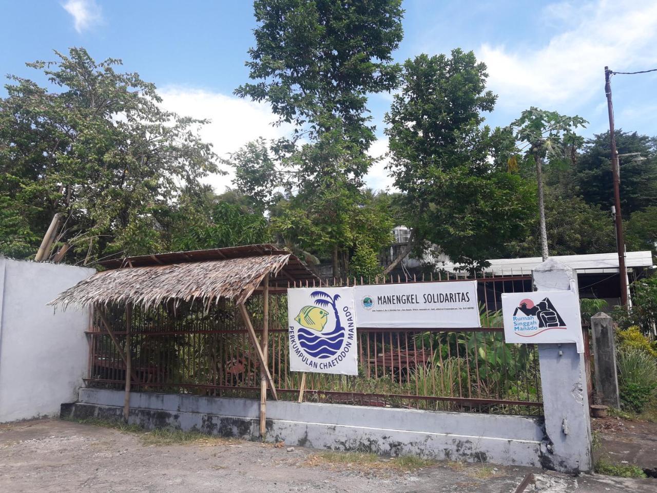 Rumah Singgah มานาโด ภายนอก รูปภาพ